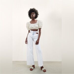 Rare🦋 Zara Cut Out Jeans. NWT